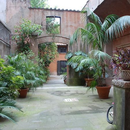 Palazzo Velli Suites روما المظهر الخارجي الصورة