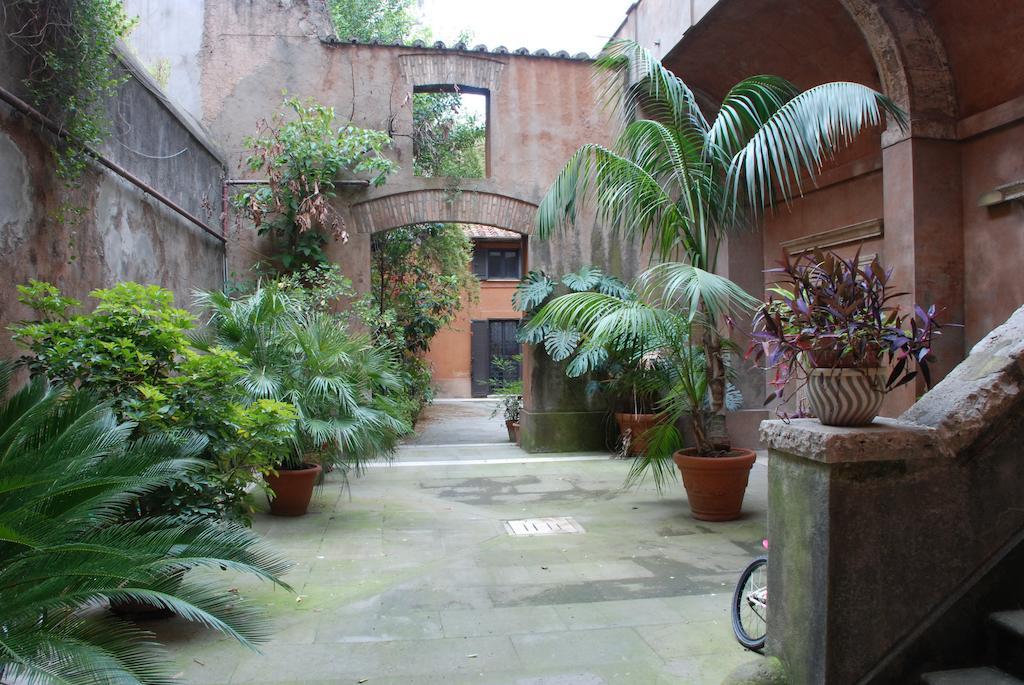 Palazzo Velli Suites روما المظهر الخارجي الصورة